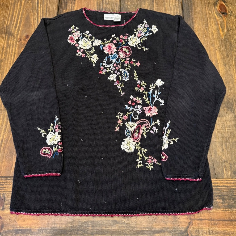 Newport News Easy Style Black Embroidered Floral Beaded Sweater Womens Medium